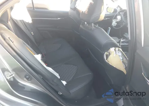 2020 Toyota Camry Se z USA, uszkodzony, nr VIN 4T1G11AK6LU898100